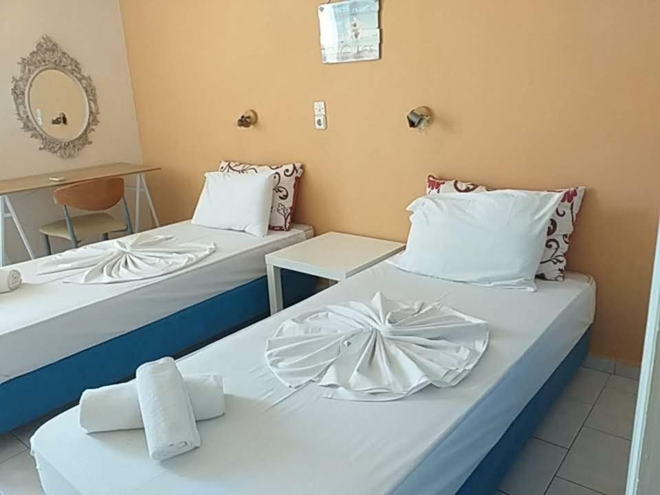 Kavos Bay Seafront Hotel Agia Marina  Exterior photo
